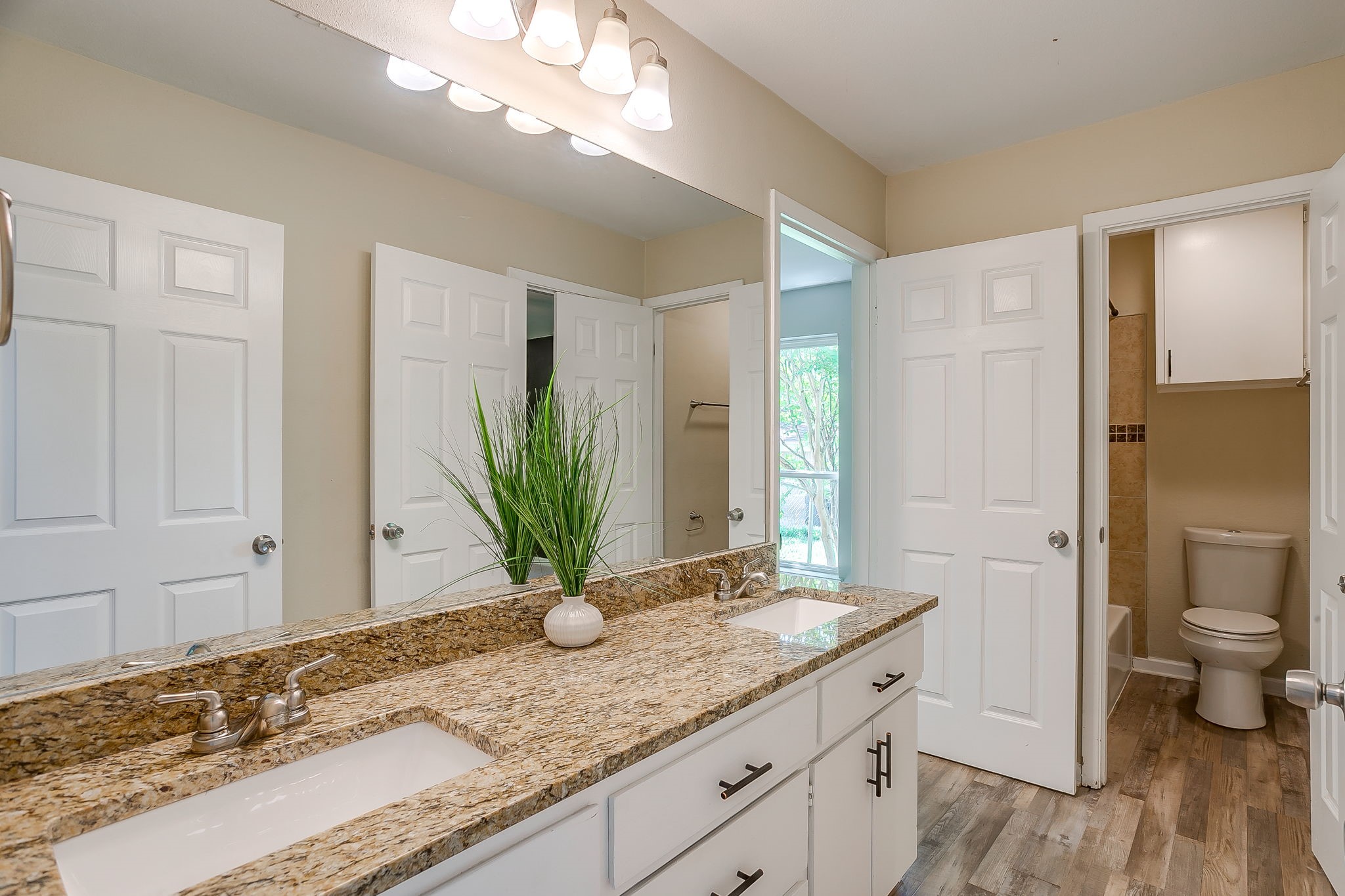 600 Eastcliff Drive Euless TX 76040