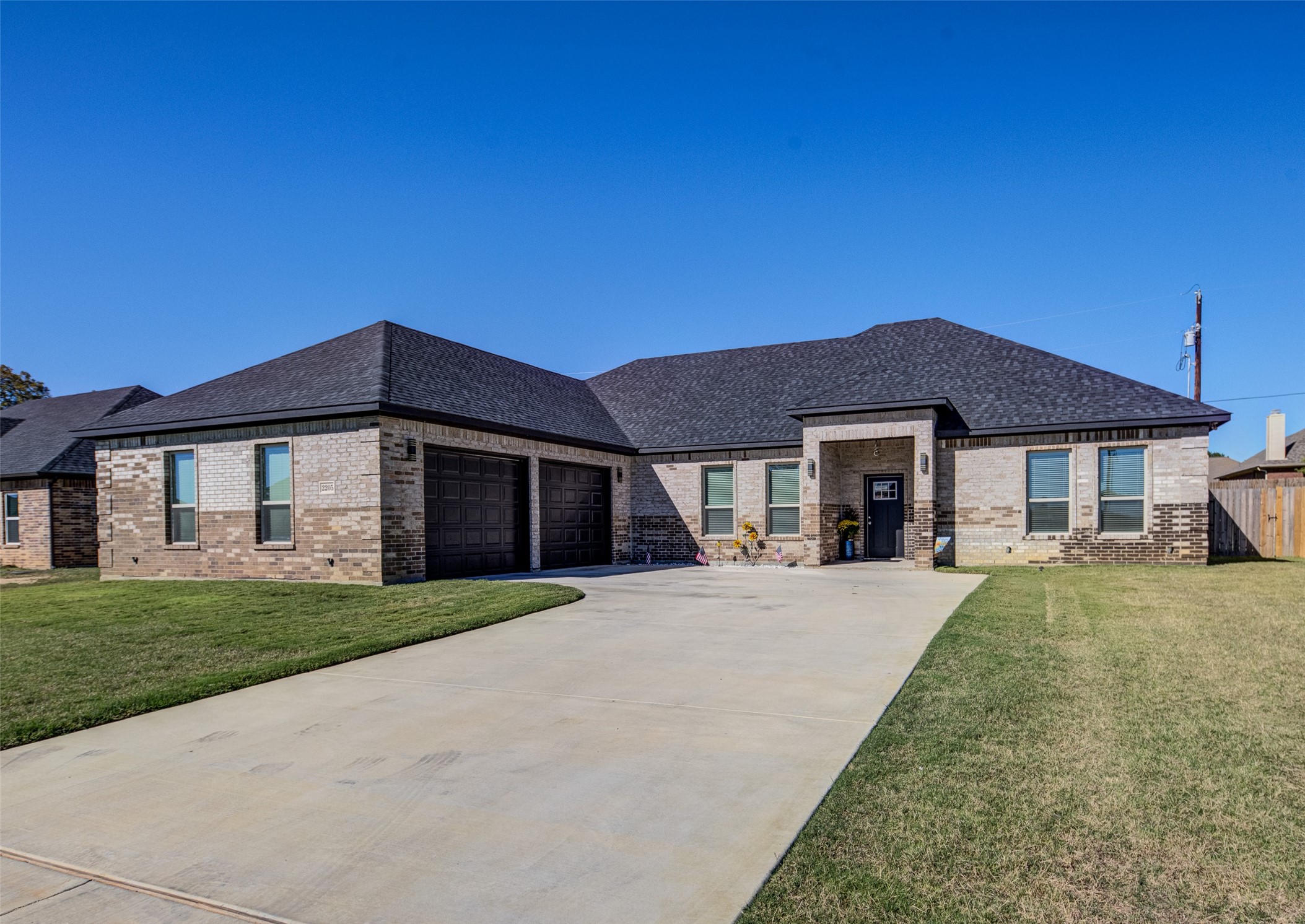 2205 Briarwood Drive Bridgeport TX 76426