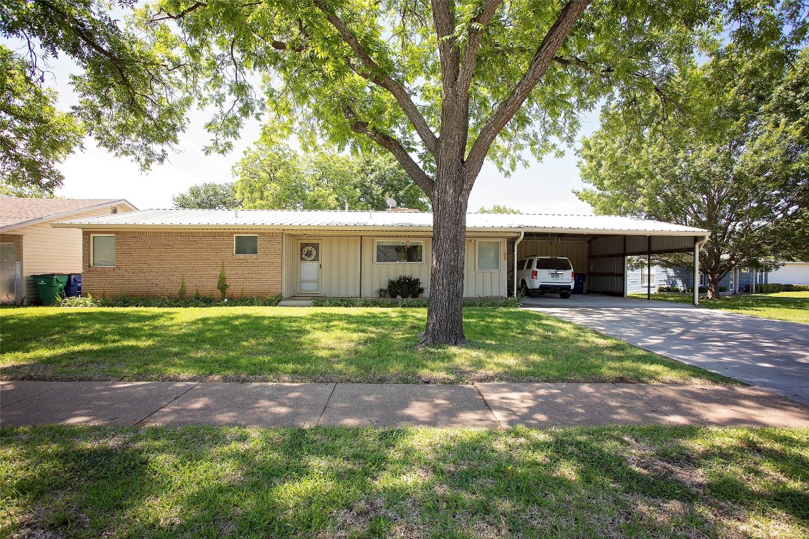 1304 Corto Street Graham TX 76450