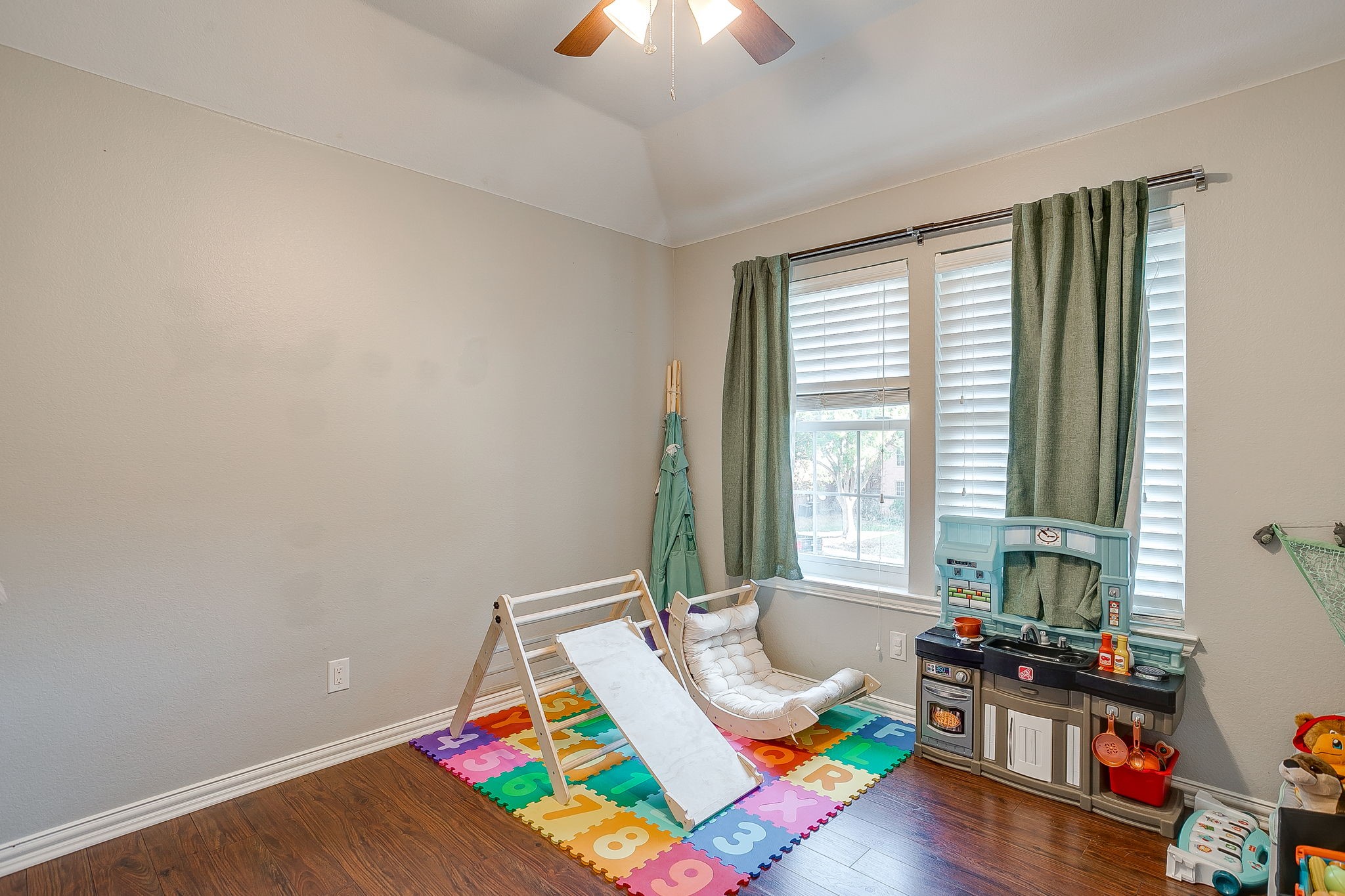 6602 Fox Glen Drive Arlington TX 76001