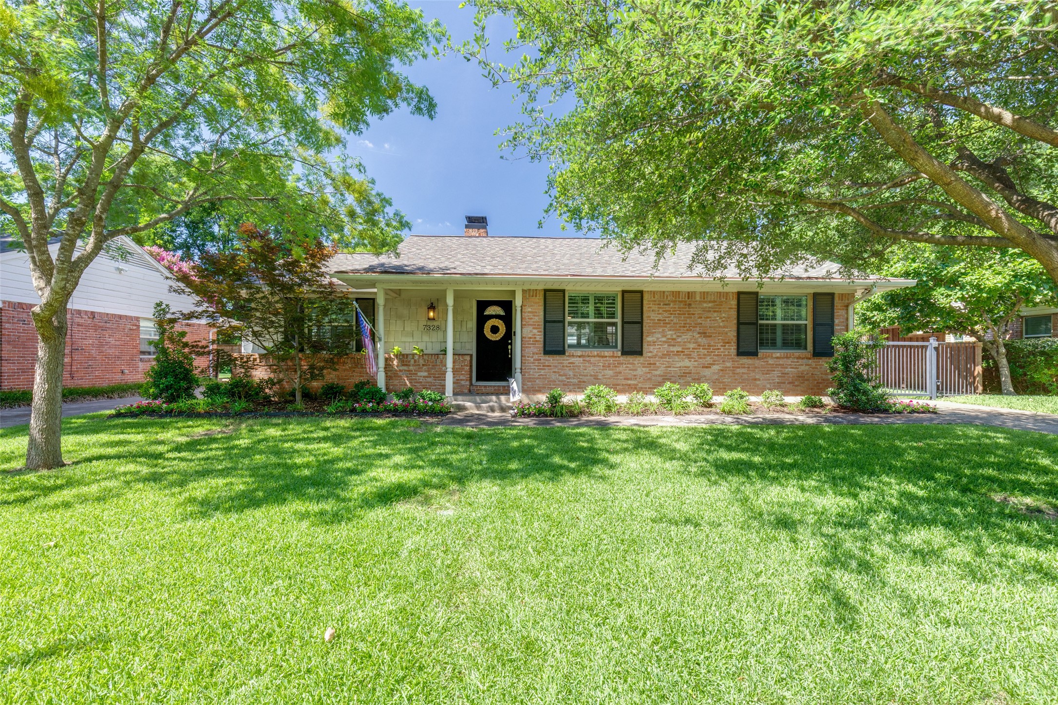 7328 Rockhurst Drive Dallas TX 75214