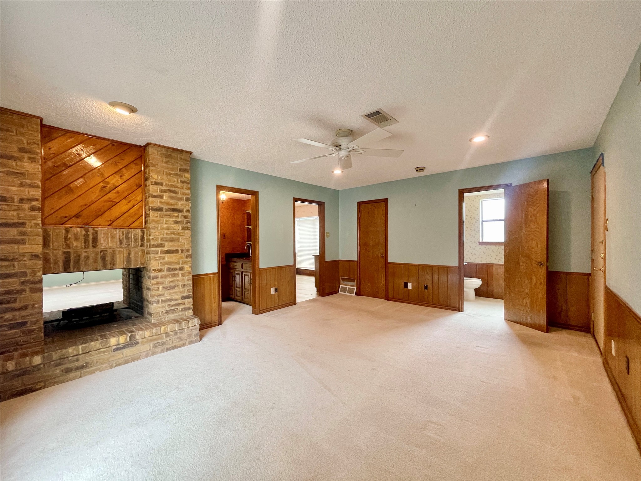 9931 Chimney Hill Lane Dallas TX 75243