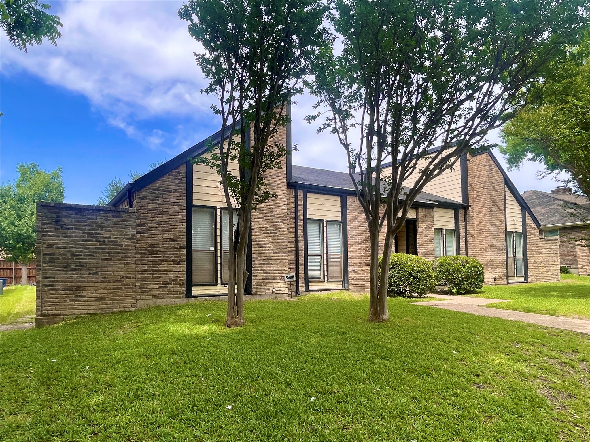 9931 Chimney Hill Lane Dallas TX 75243