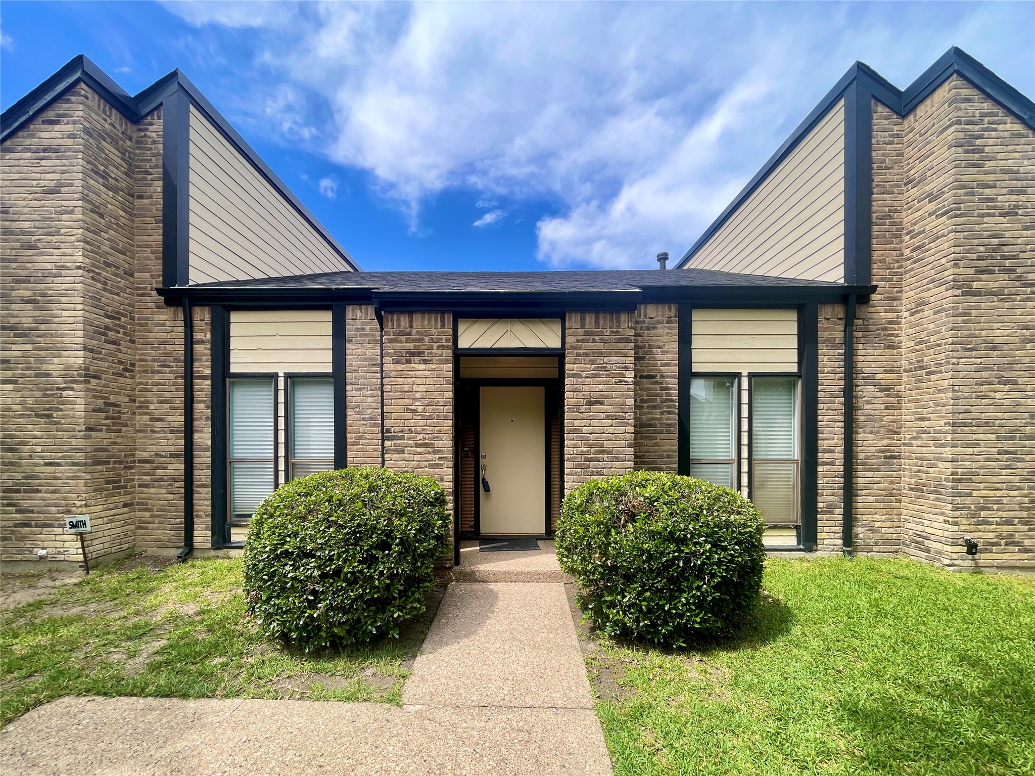 9931 Chimney Hill Lane Dallas TX 75243