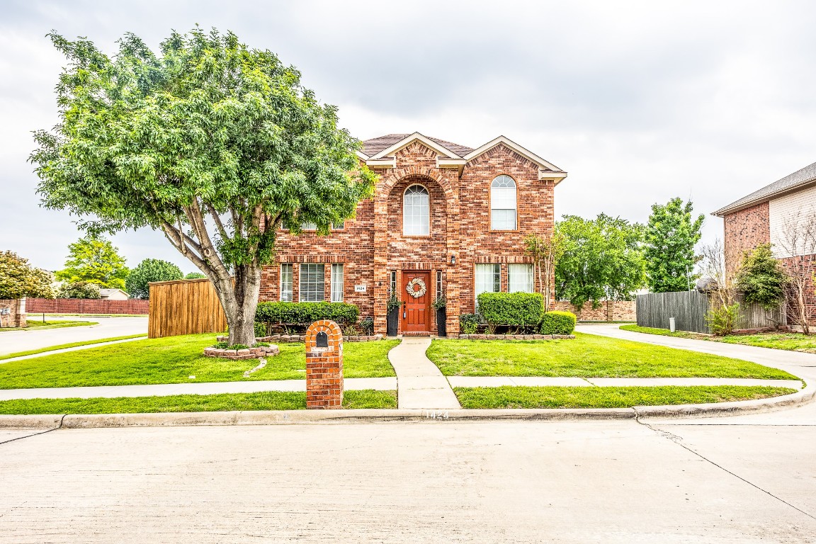 1424 Stone Canyon Way Lewisville TX 75067