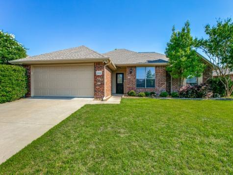 6218 Cynthia Drive Midlothian TX 76065