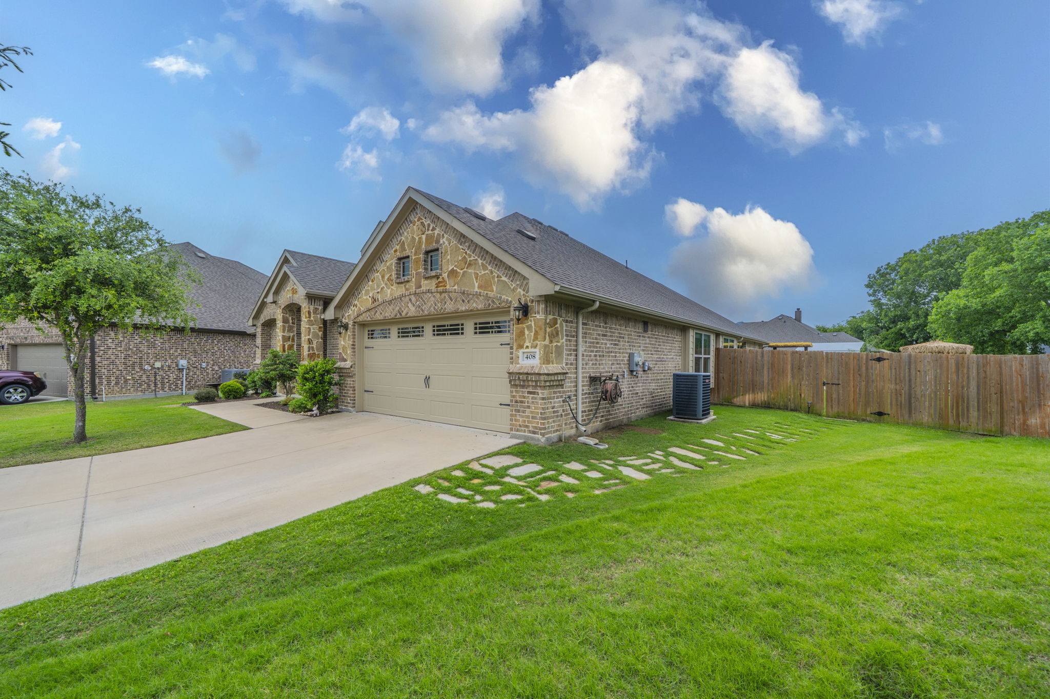 408 Valley Brook Court Waxahachie TX 75165