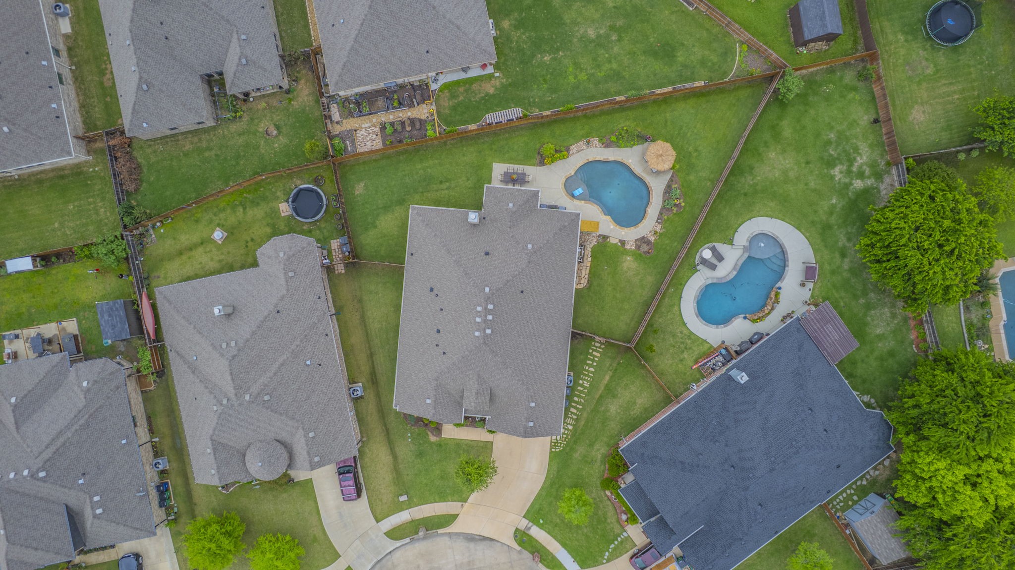 408 Valley Brook Court Waxahachie TX 75165