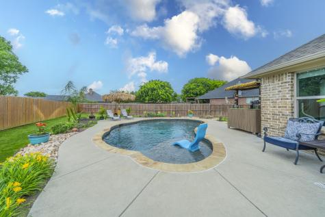 408 Valley Brook Court Waxahachie TX 75165