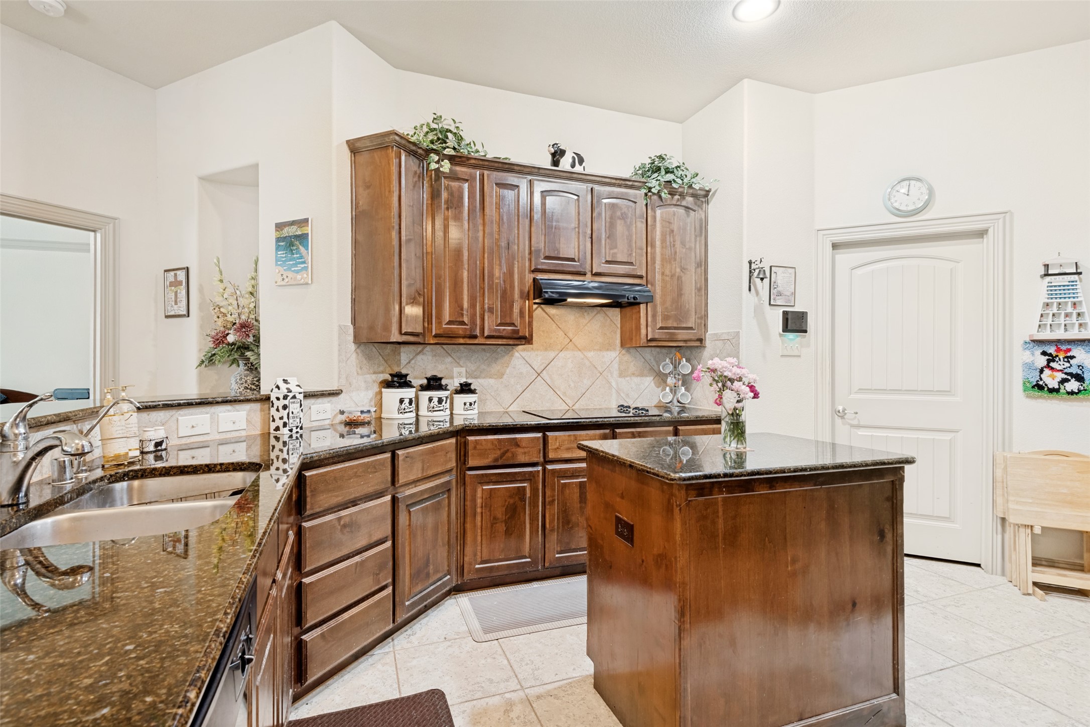 157 Charleston Lane Fate TX 75189