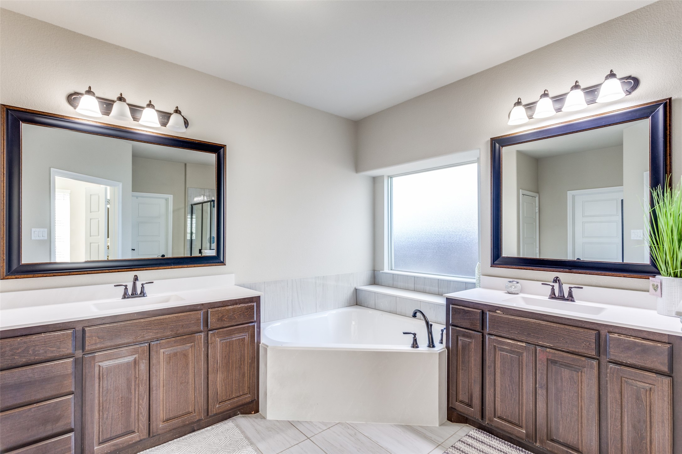 6829 Fire Dance Drive Benbrook TX 76126