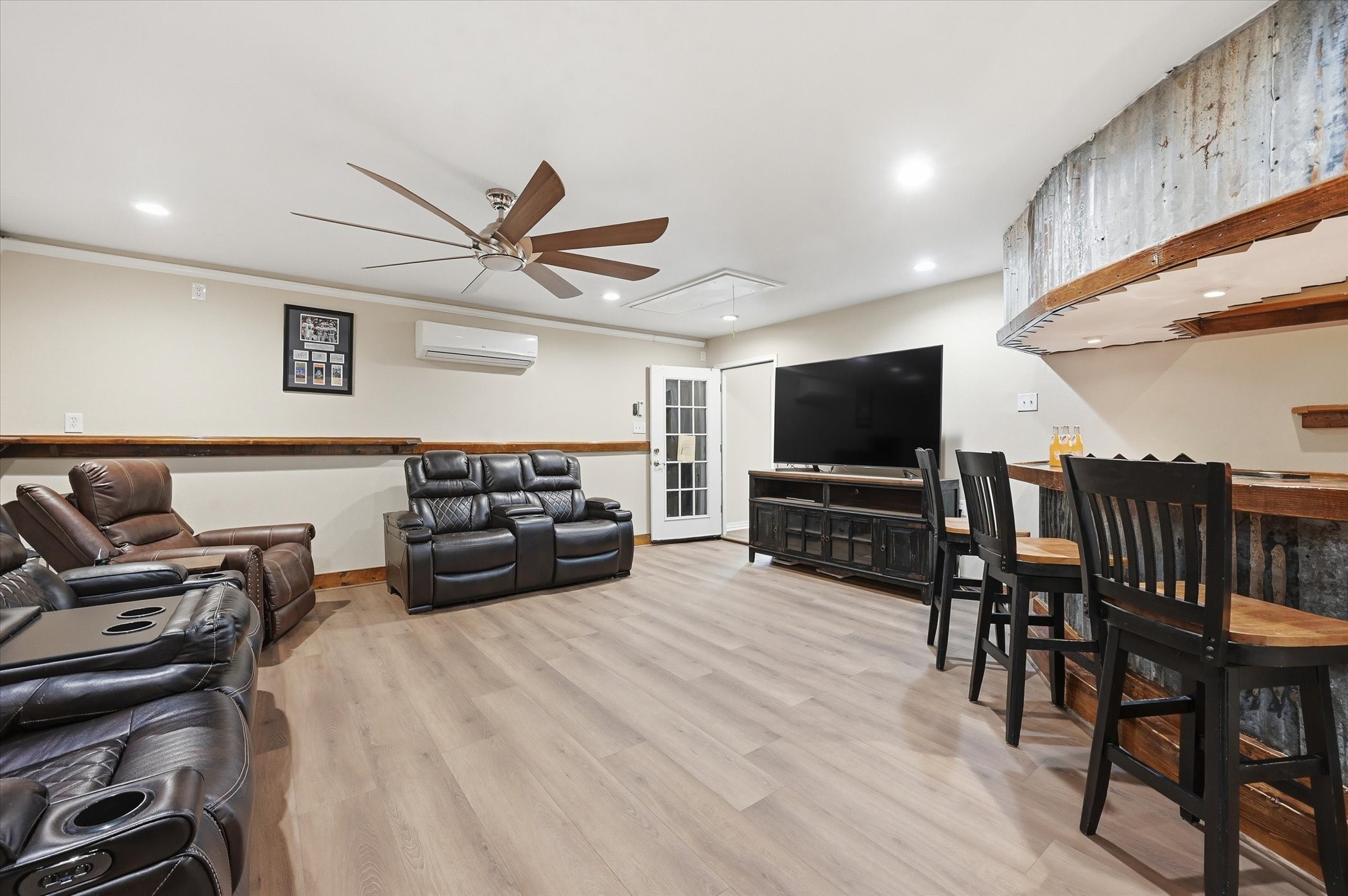 628 Robindale Court Bedford TX 76022