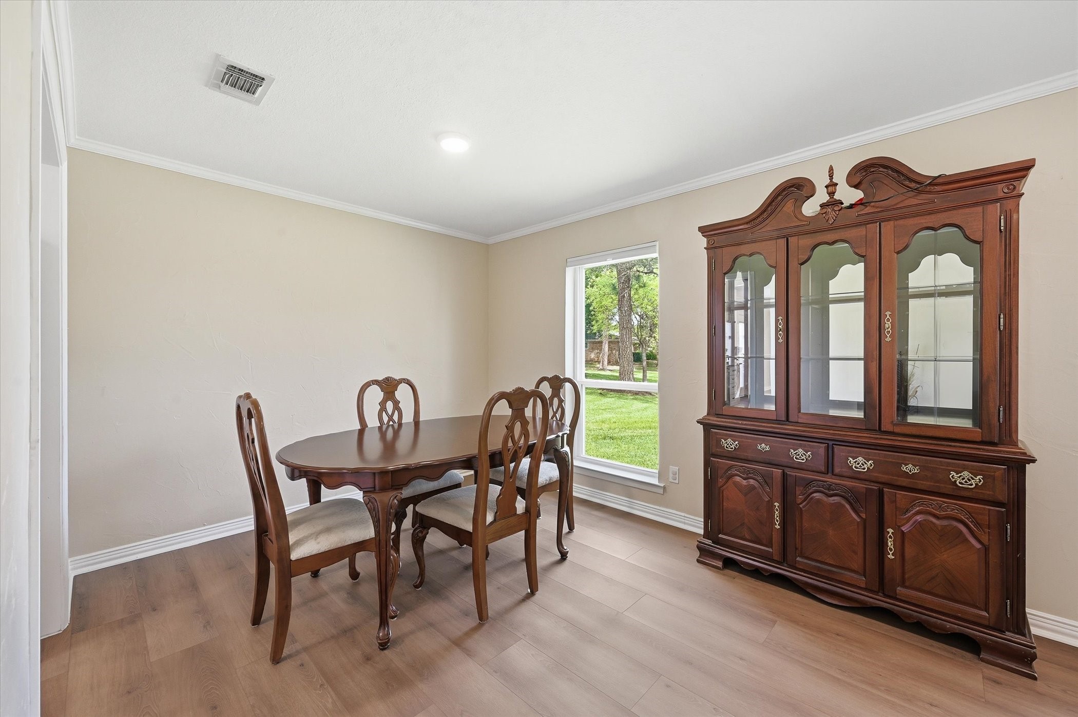 628 Robindale Court Bedford TX 76022