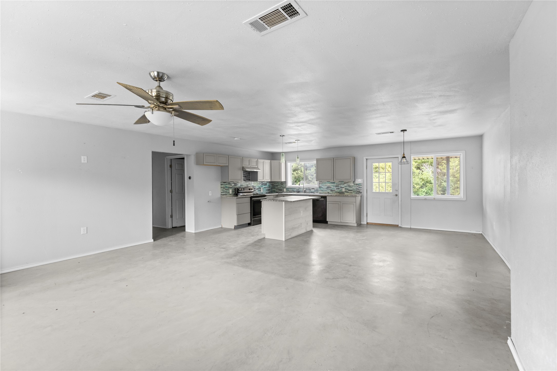 1229 Country Road 3105 Bonham TX 75418
