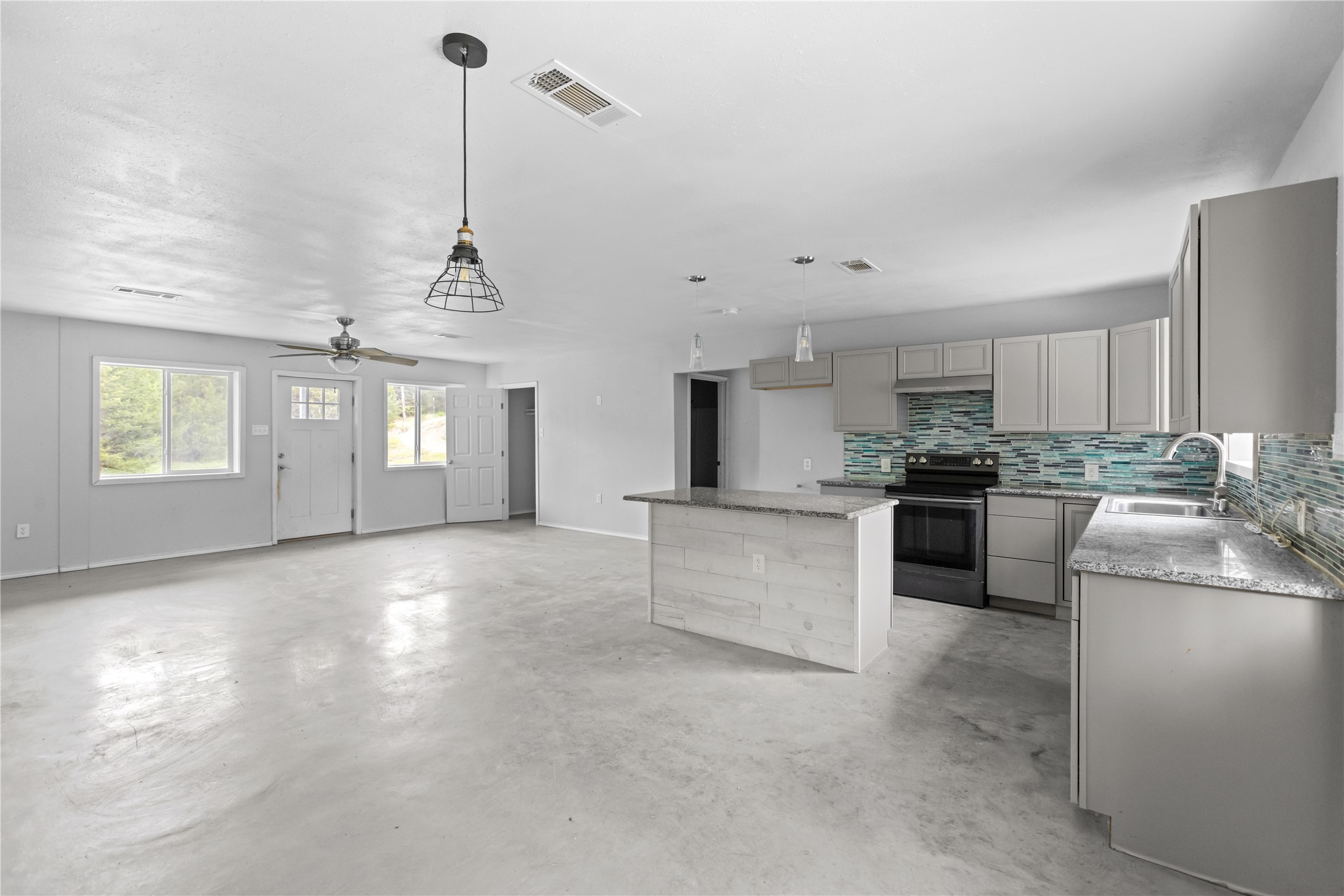 1229 Country Road 3105 Bonham TX 75418