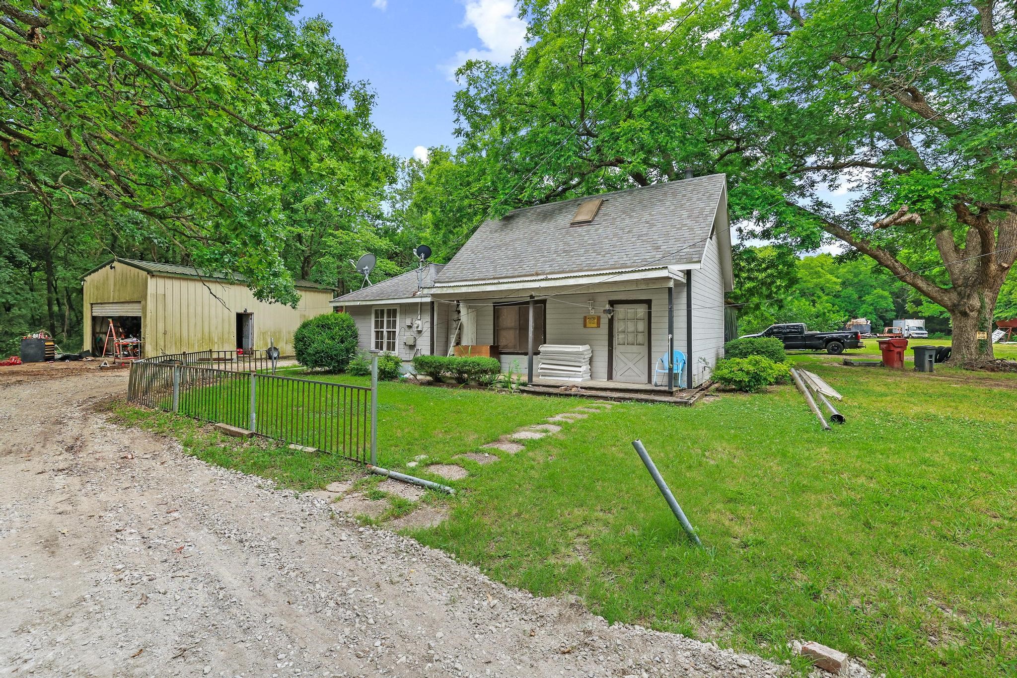 101 Smith Street Bonham TX 75418