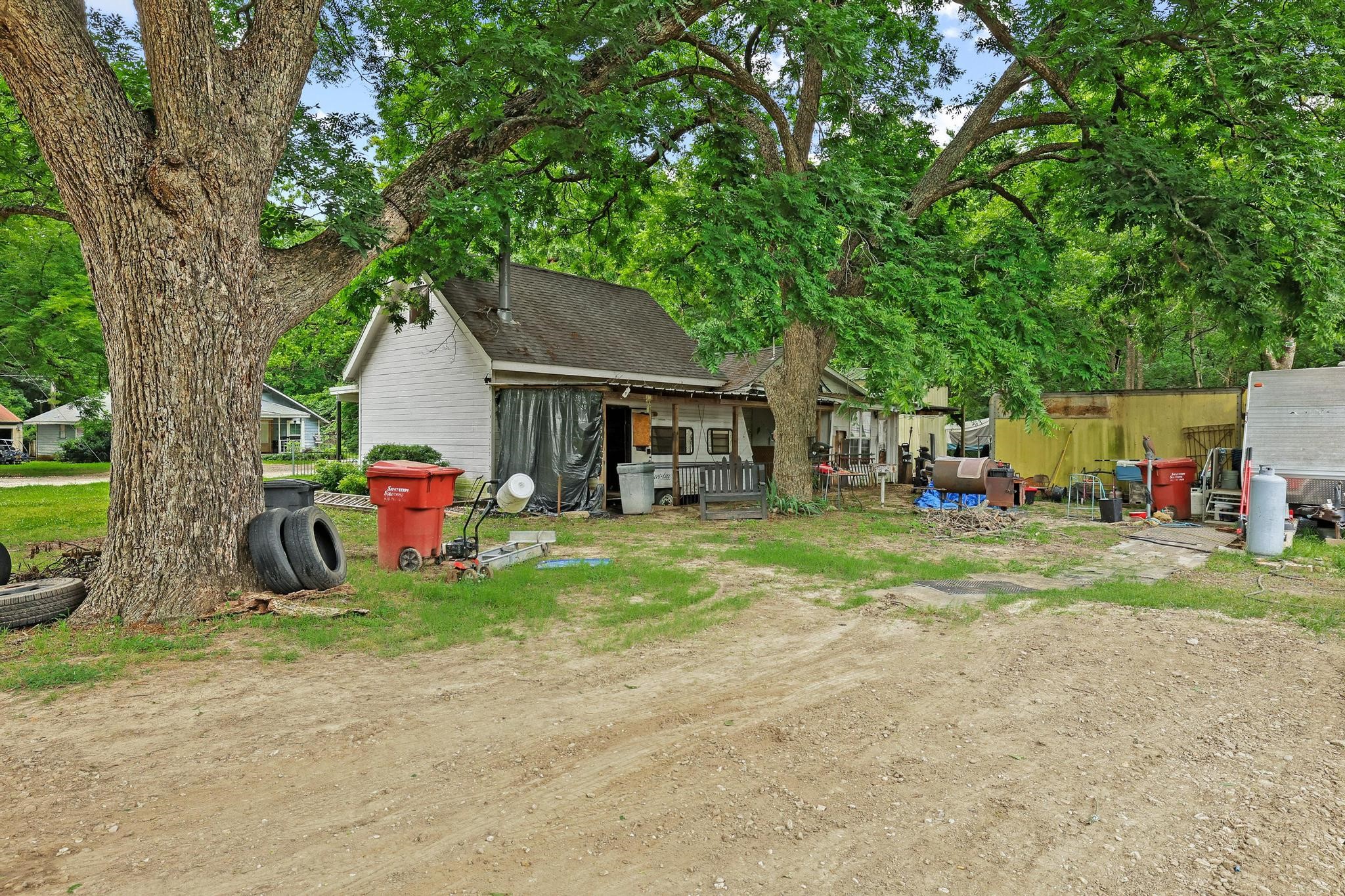 101 Smith Street Bonham TX 75418