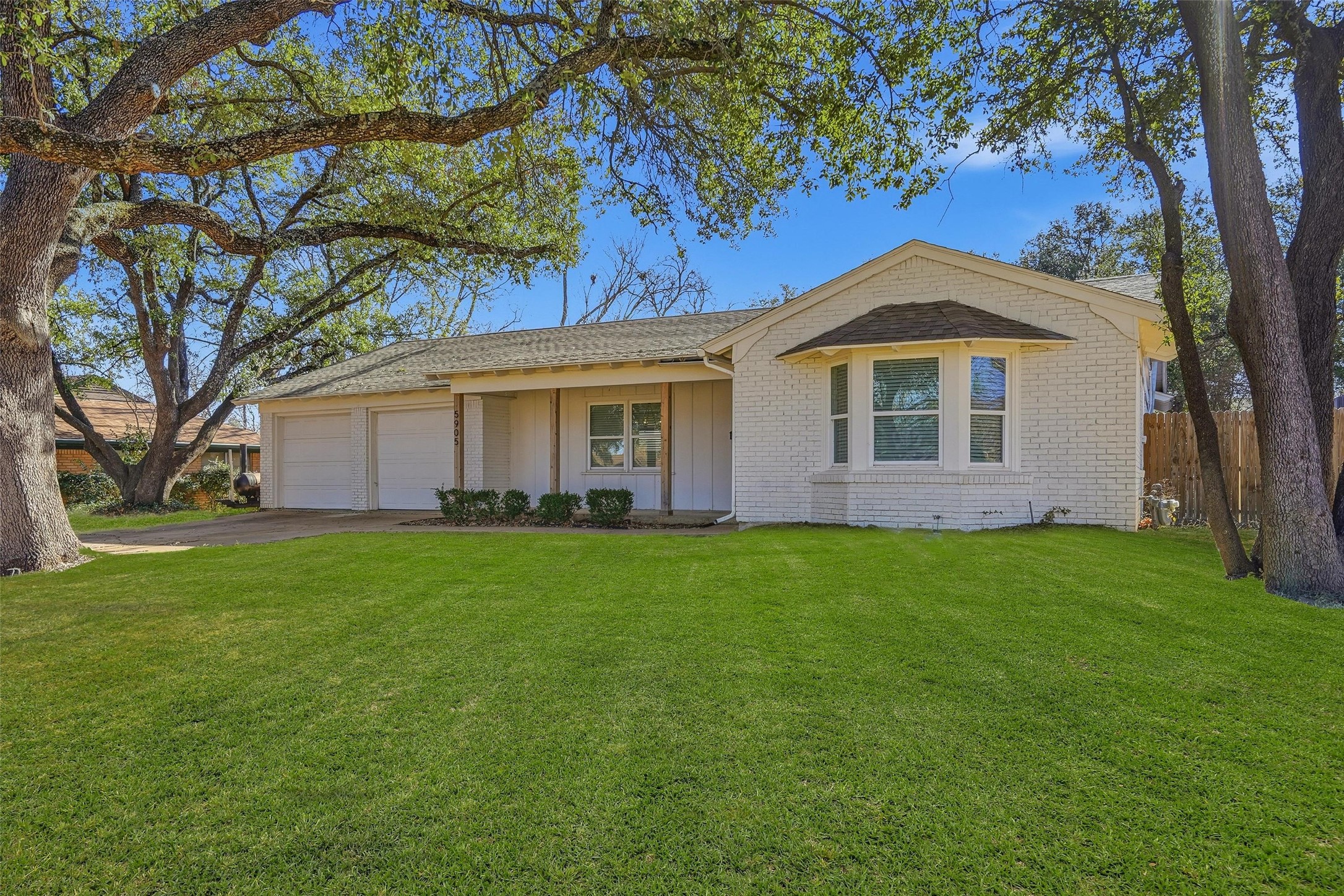 5905 Winifred Drive Fort Worth TX 76133