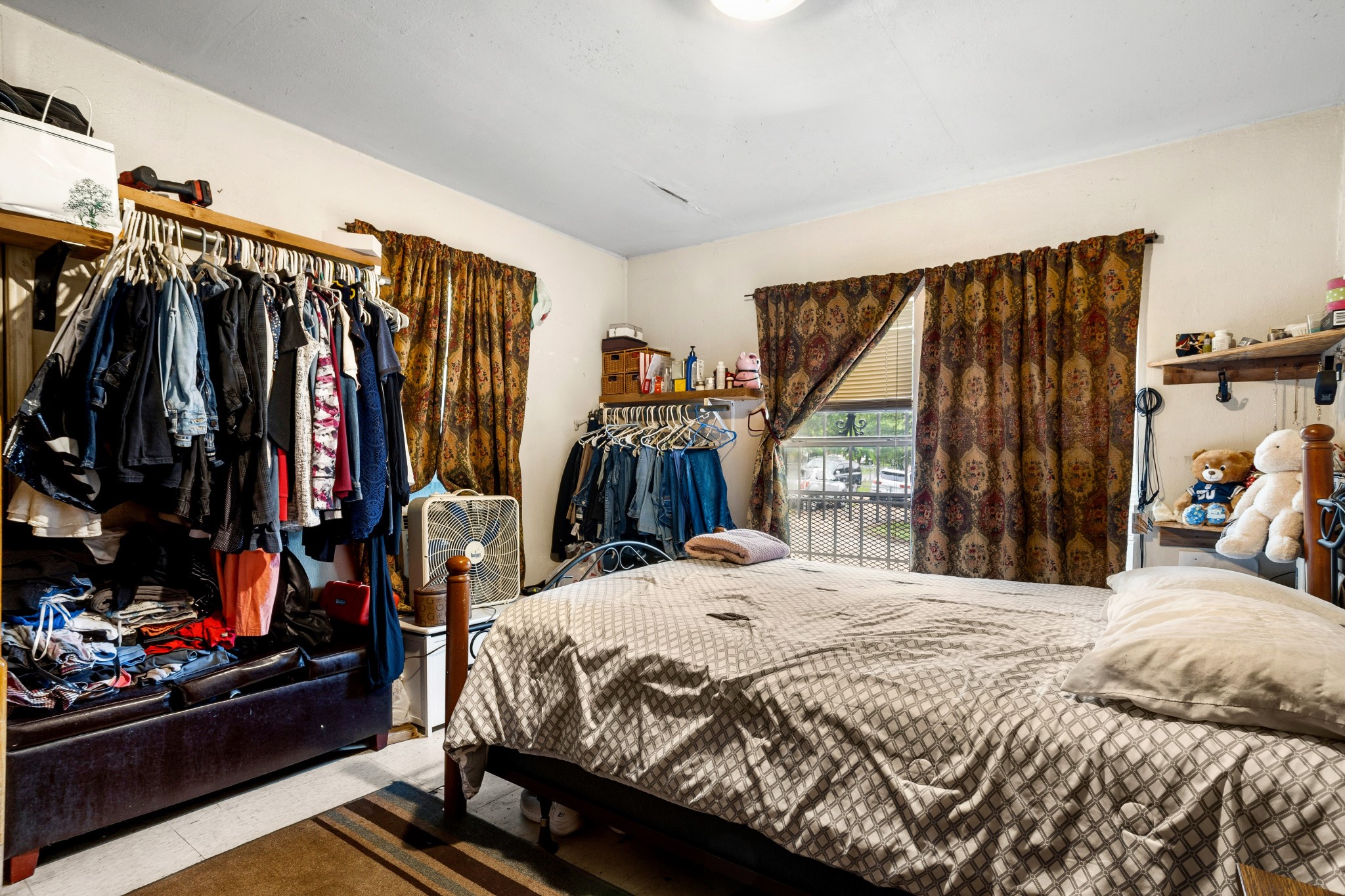 2431 Britton Drive Dallas TX 75216