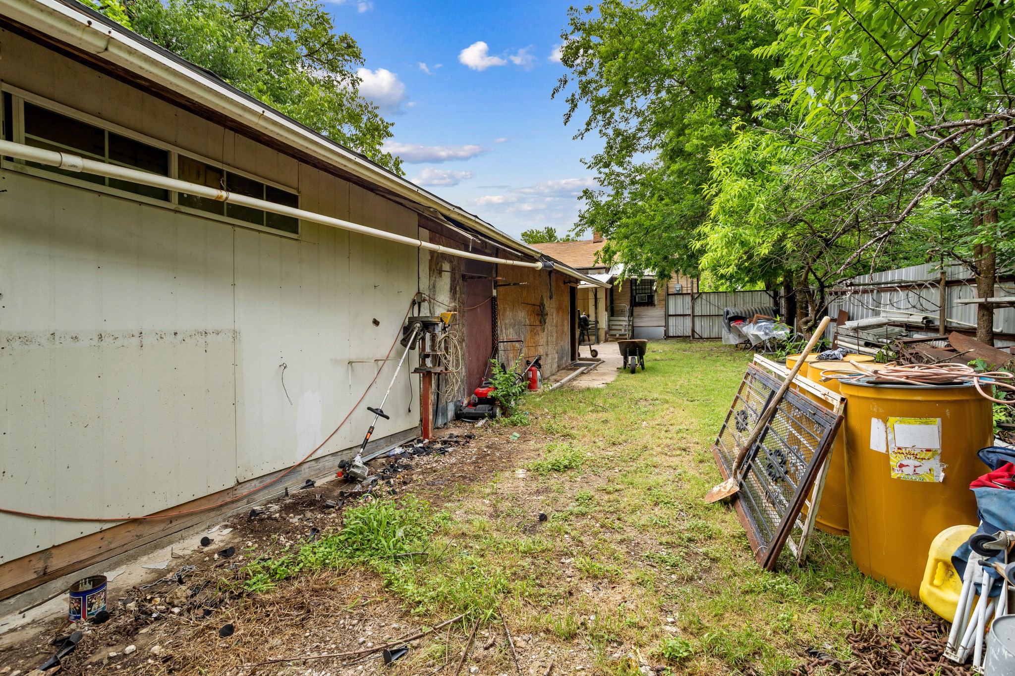2431 Britton Drive Dallas TX 75216