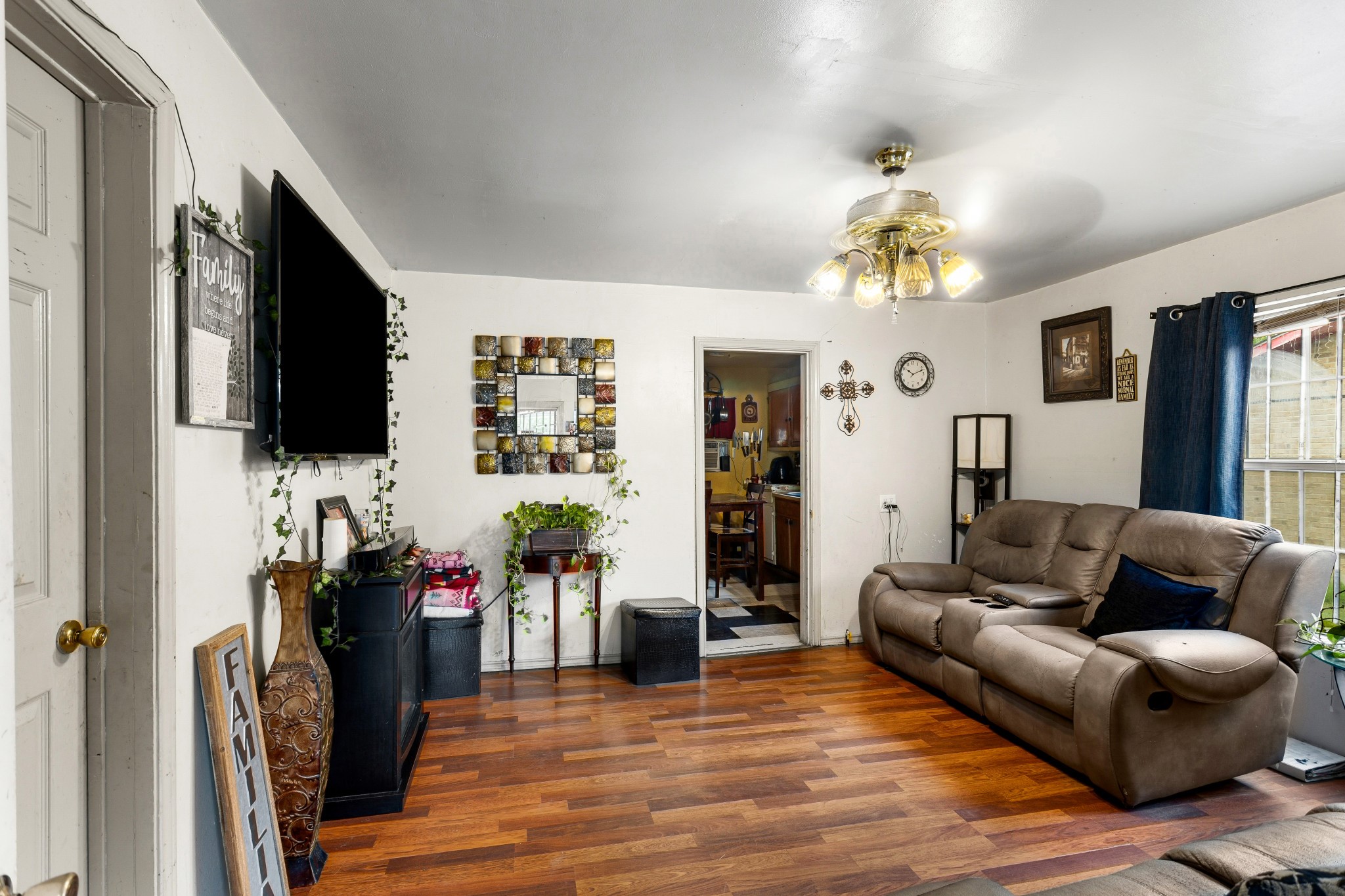 2431 Britton Drive Dallas TX 75216