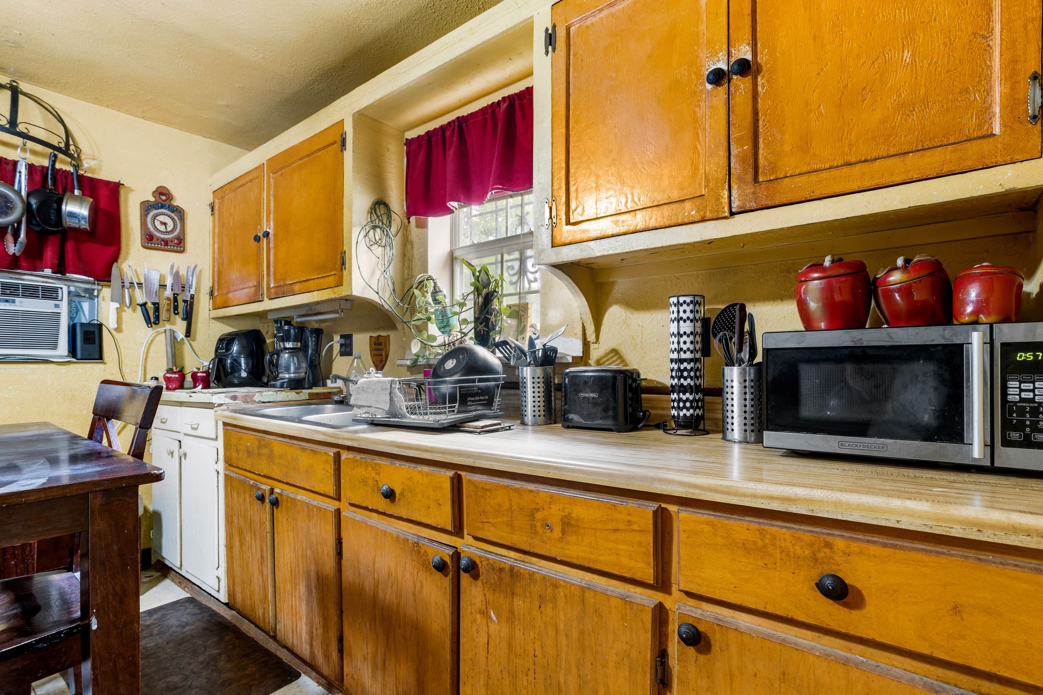 2431 Britton Drive Dallas TX 75216