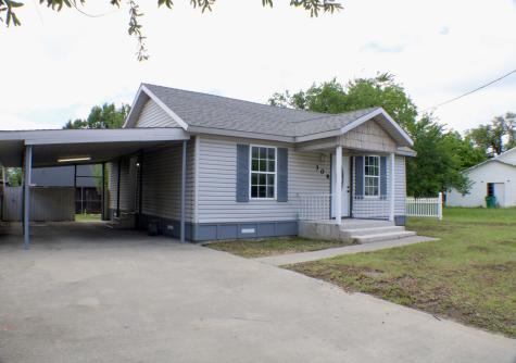 306 Henrietta Street Nocona TX 76255