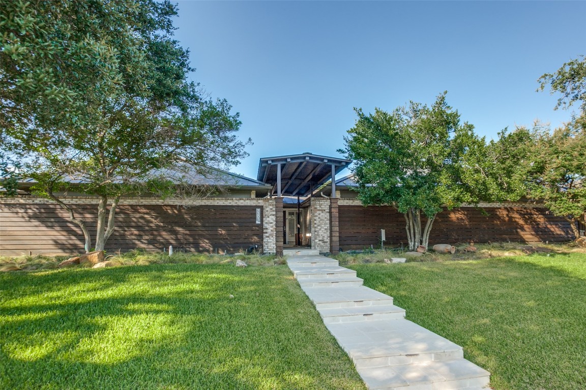 7303 Campbell Road Dallas TX 75248