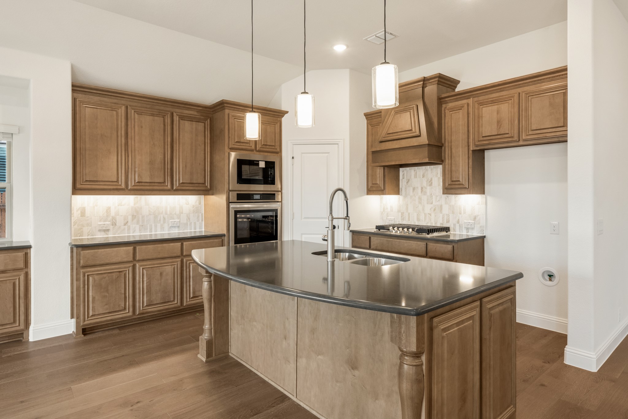 1008 Stonehaven Drive Justin TX 76247
