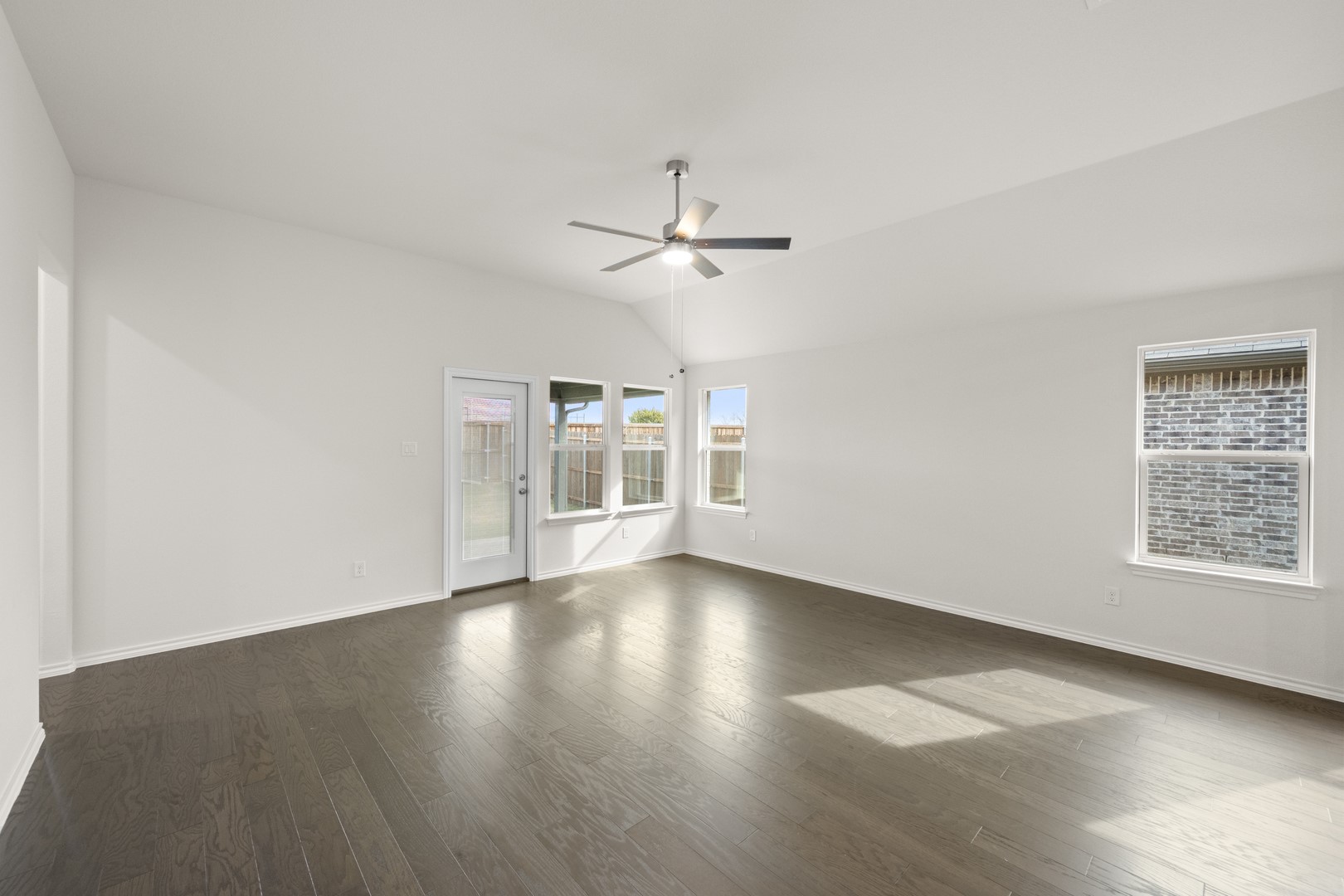 810 Misty Lane Cleburne TX 76033