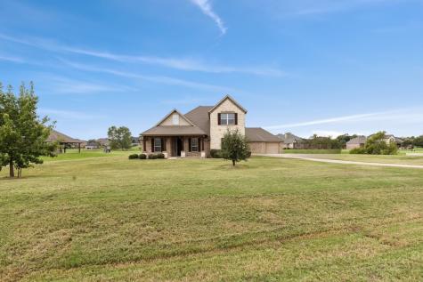 216 Diamond Rose Drive Burleson TX 76028
