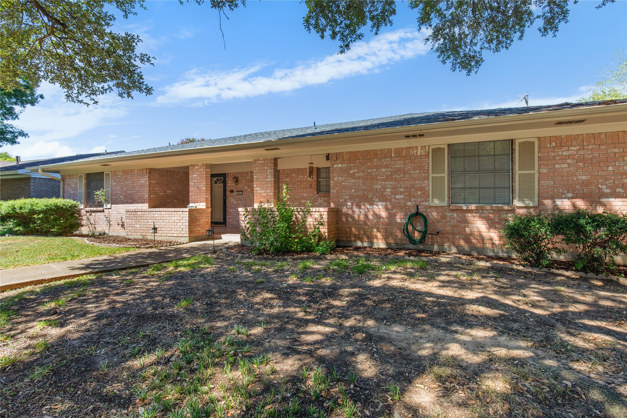 501 Oxford Drive Sherman TX 75092