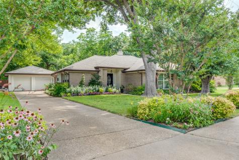 4712 Hollow Ridge Road Dallas TX 75227