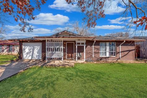 4655 Larkhill Drive Dallas TX 75211