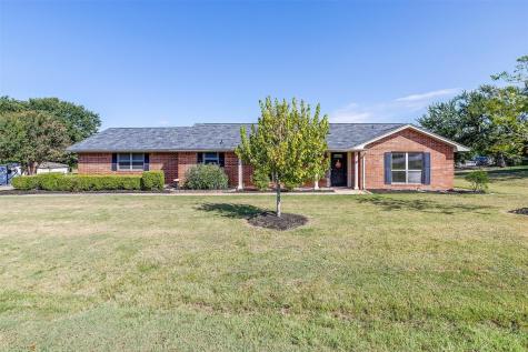203 Lakeaire Drive Joshua TX 76058