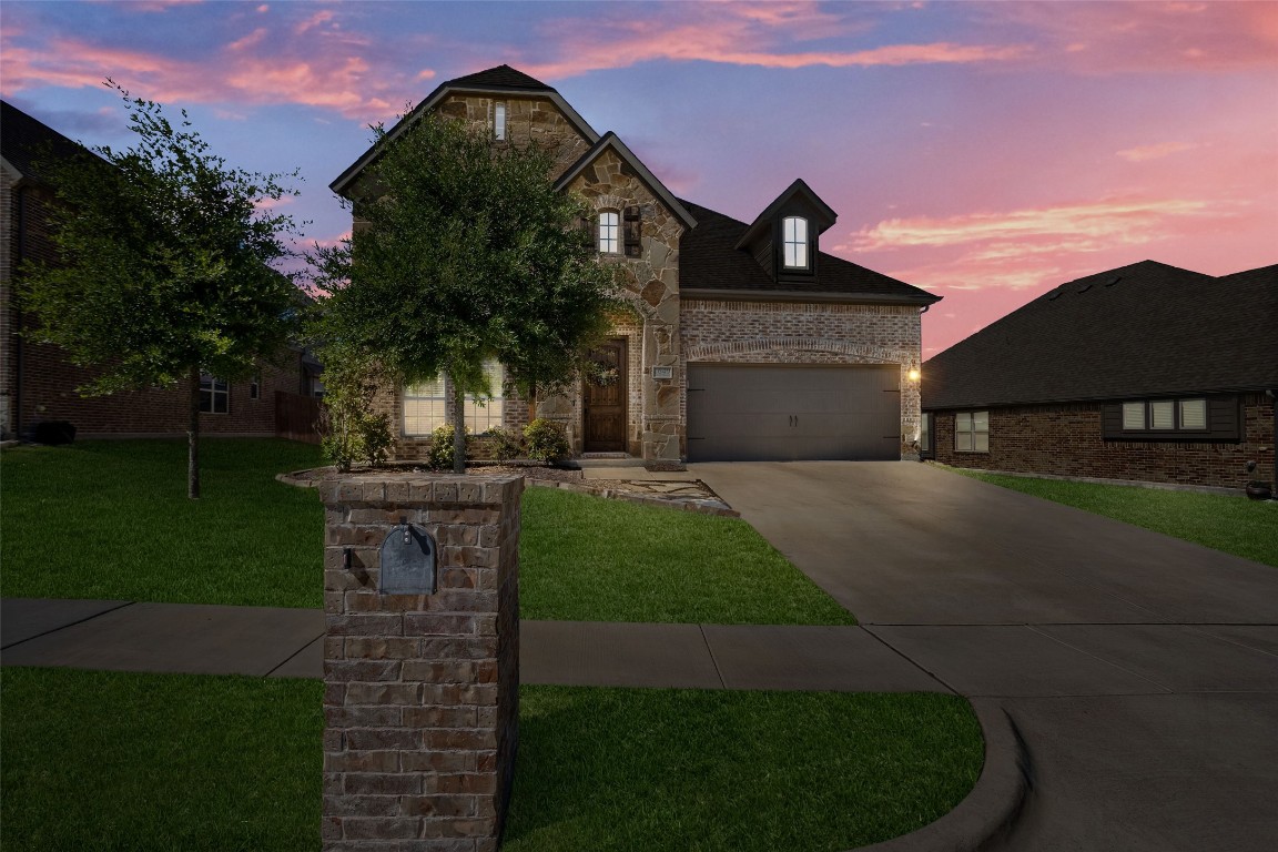1649 Sandle Wood Drive Weatherford TX 76087