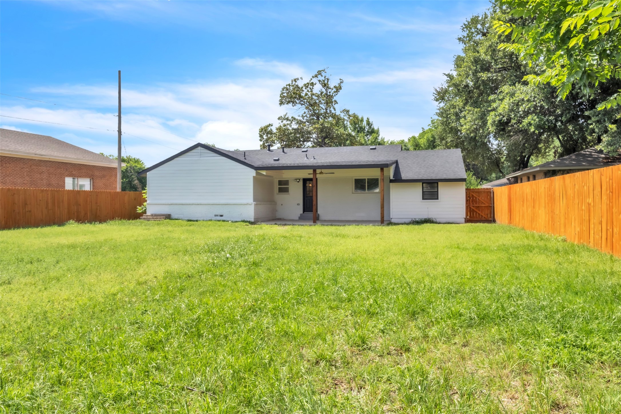 203 E 7th Street Irving TX 75060