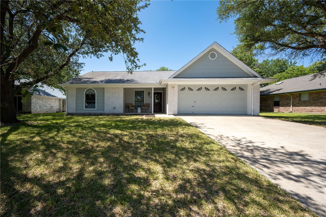 703 Aspen Incline Drive Hewitt TX 76643