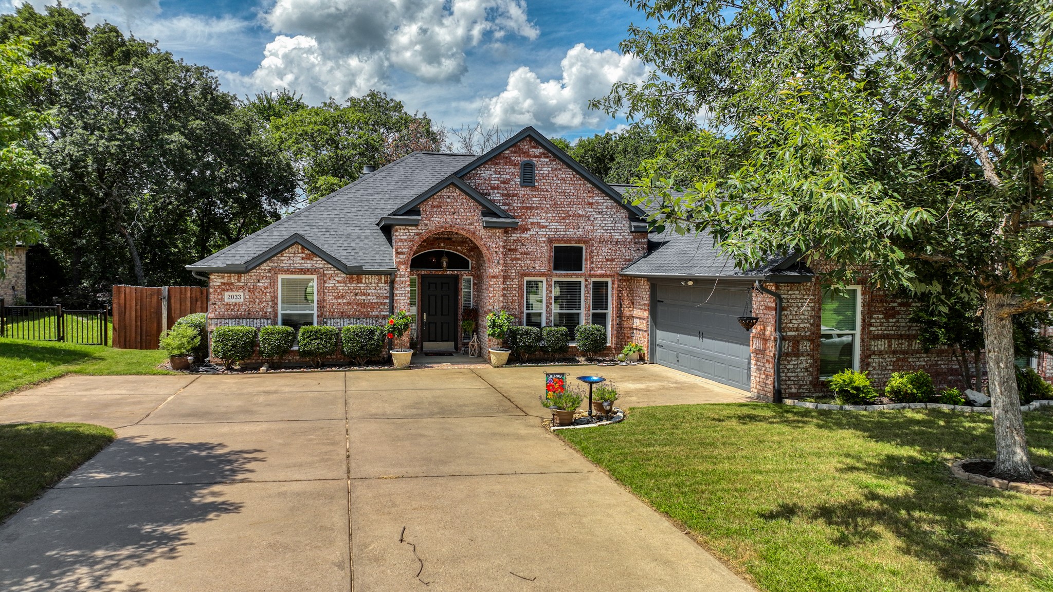 2033 Country Brook Drive Weatherford TX 76087