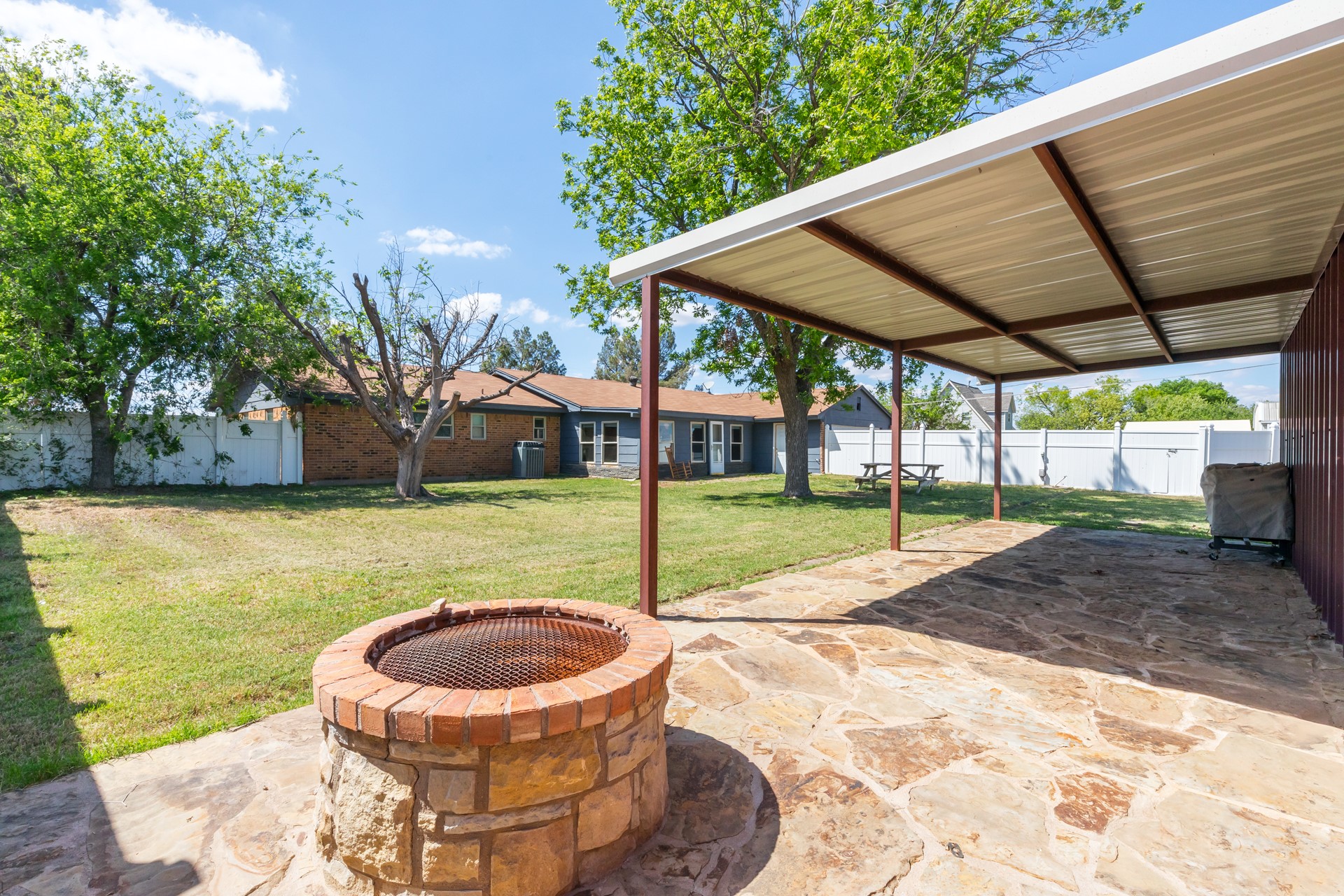 903 Avenue Q Anson TX 79501
