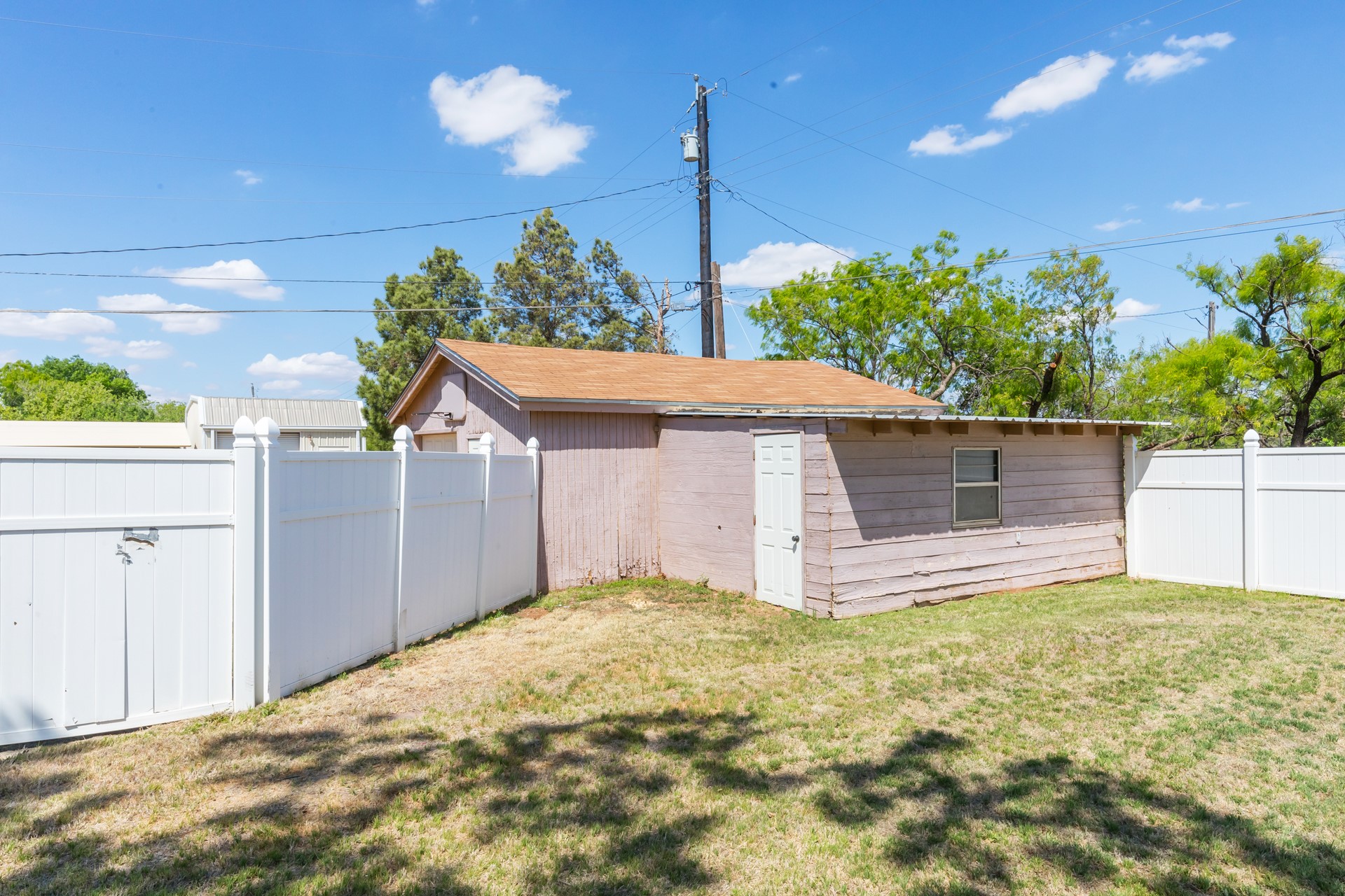 903 Avenue Q Anson TX 79501