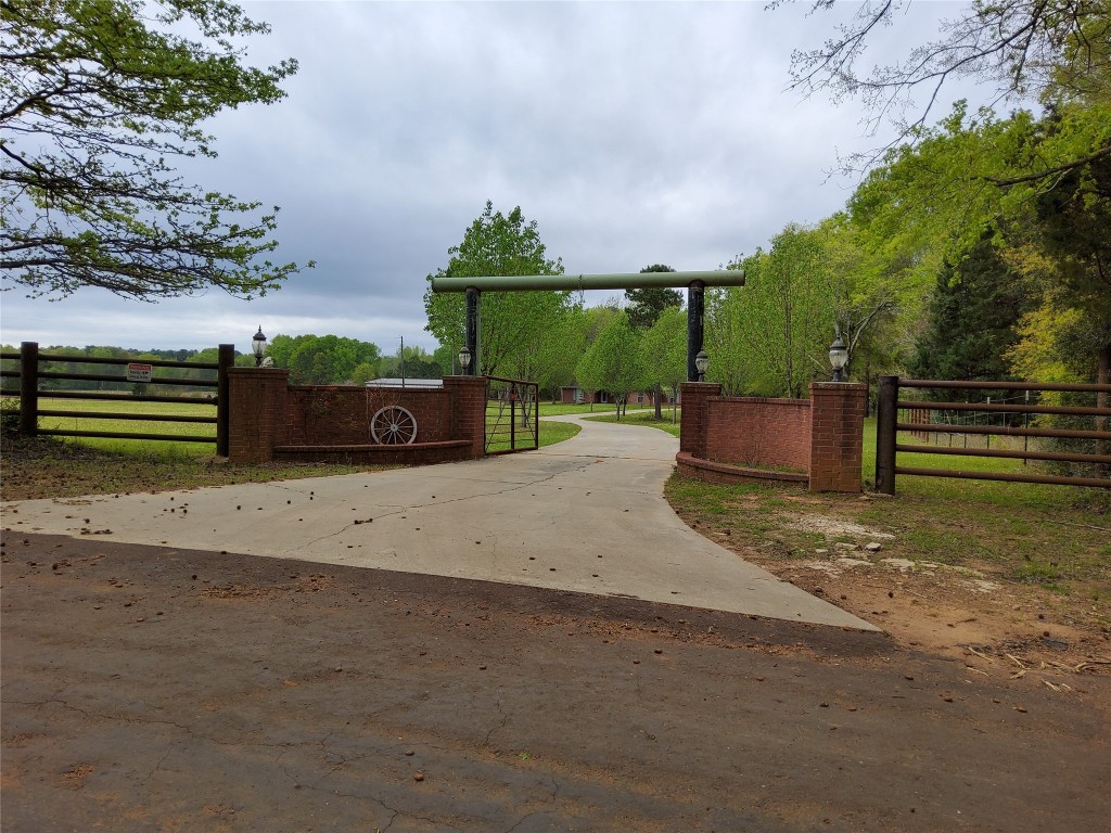 11746 County Road 352 E Henderson TX 75654