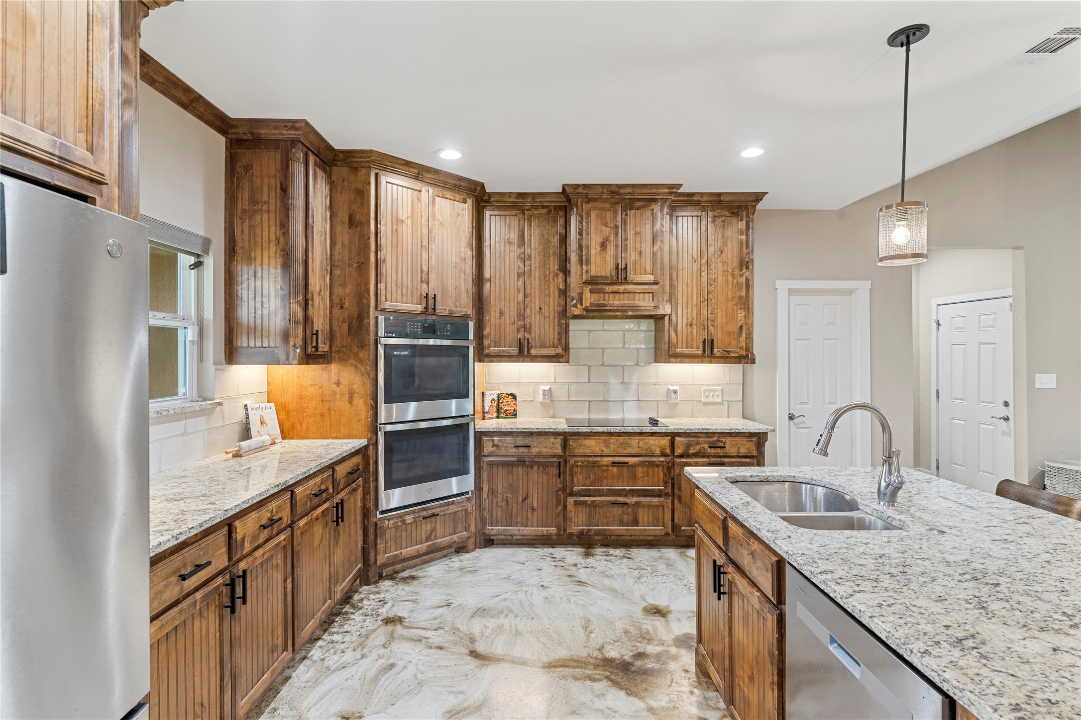 139 Kriston Lane Springtown TX 76082