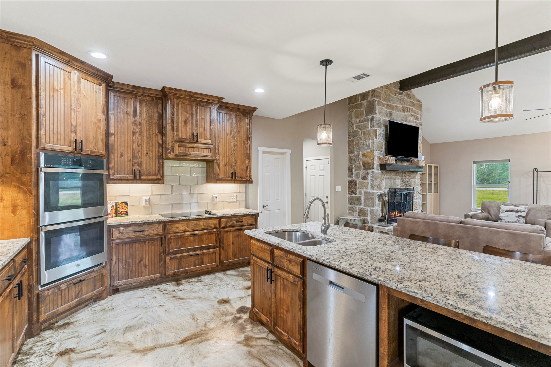 139 Kriston Lane Springtown TX 76082