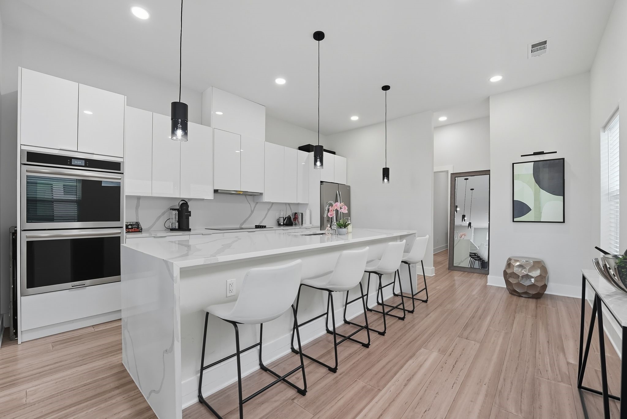 2425 Crossman Avenue Dallas TX 75212