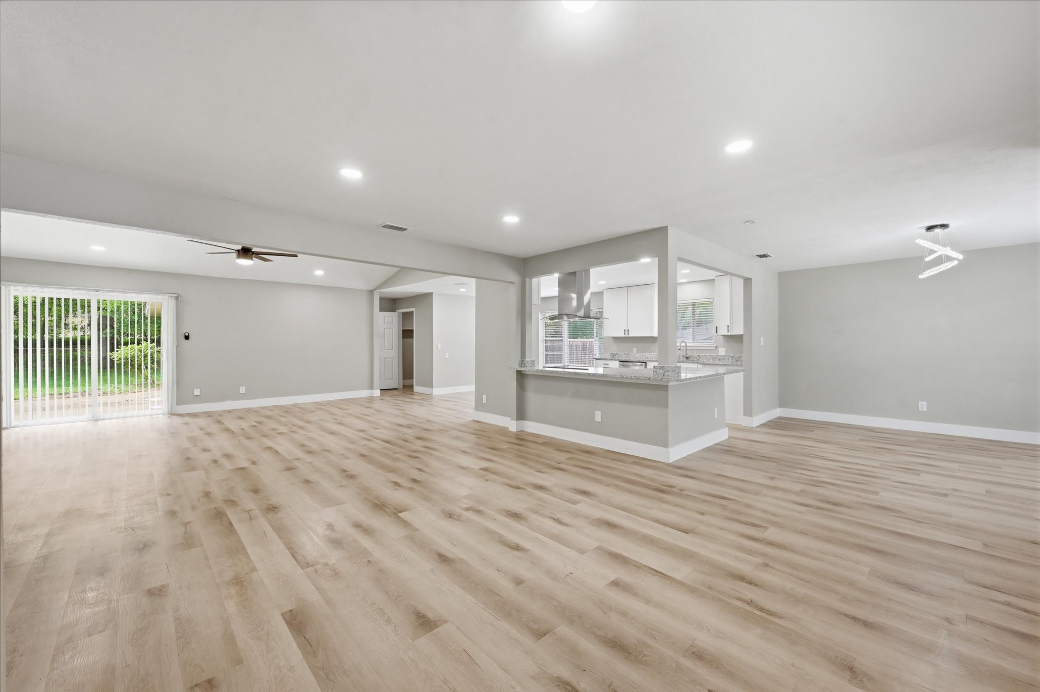 1200 Woodridge Circle Euless TX 76040