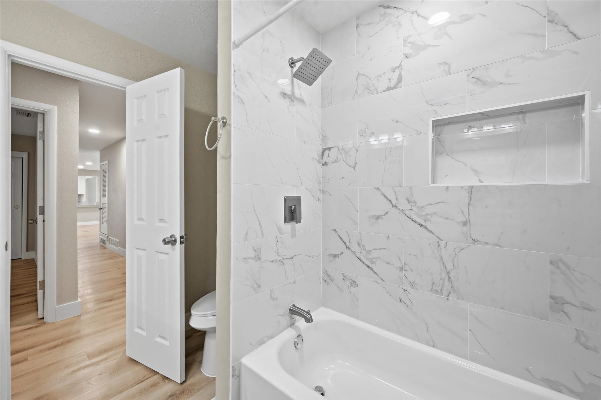 1200 Woodridge Circle Euless TX 76040