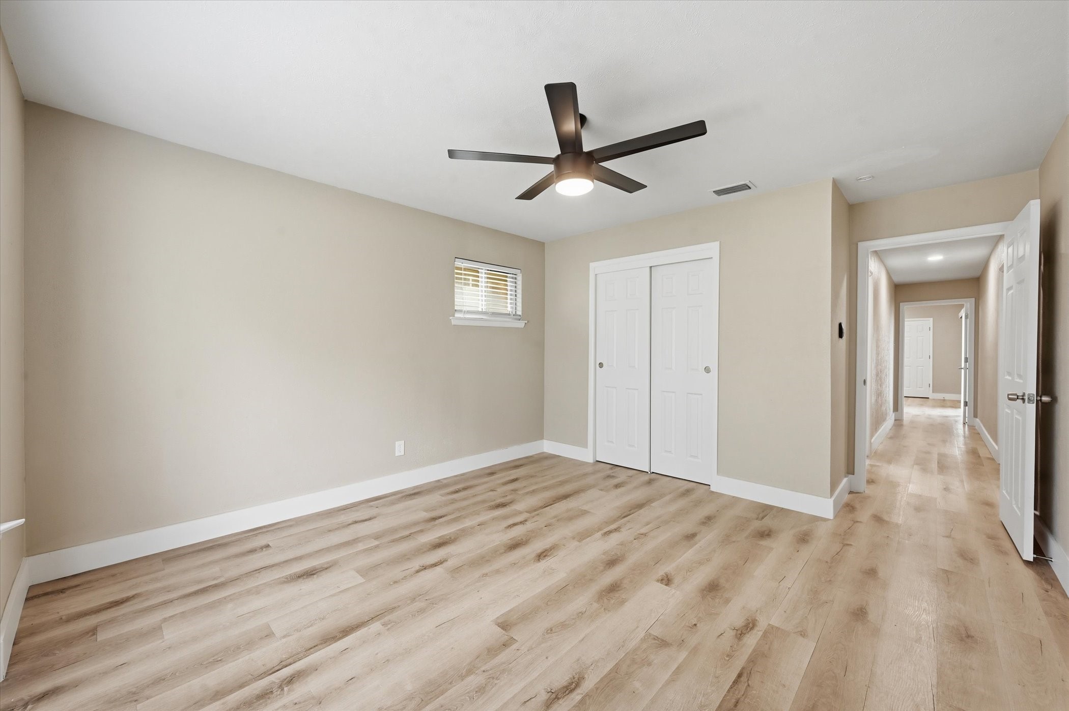 1200 Woodridge Circle Euless TX 76040