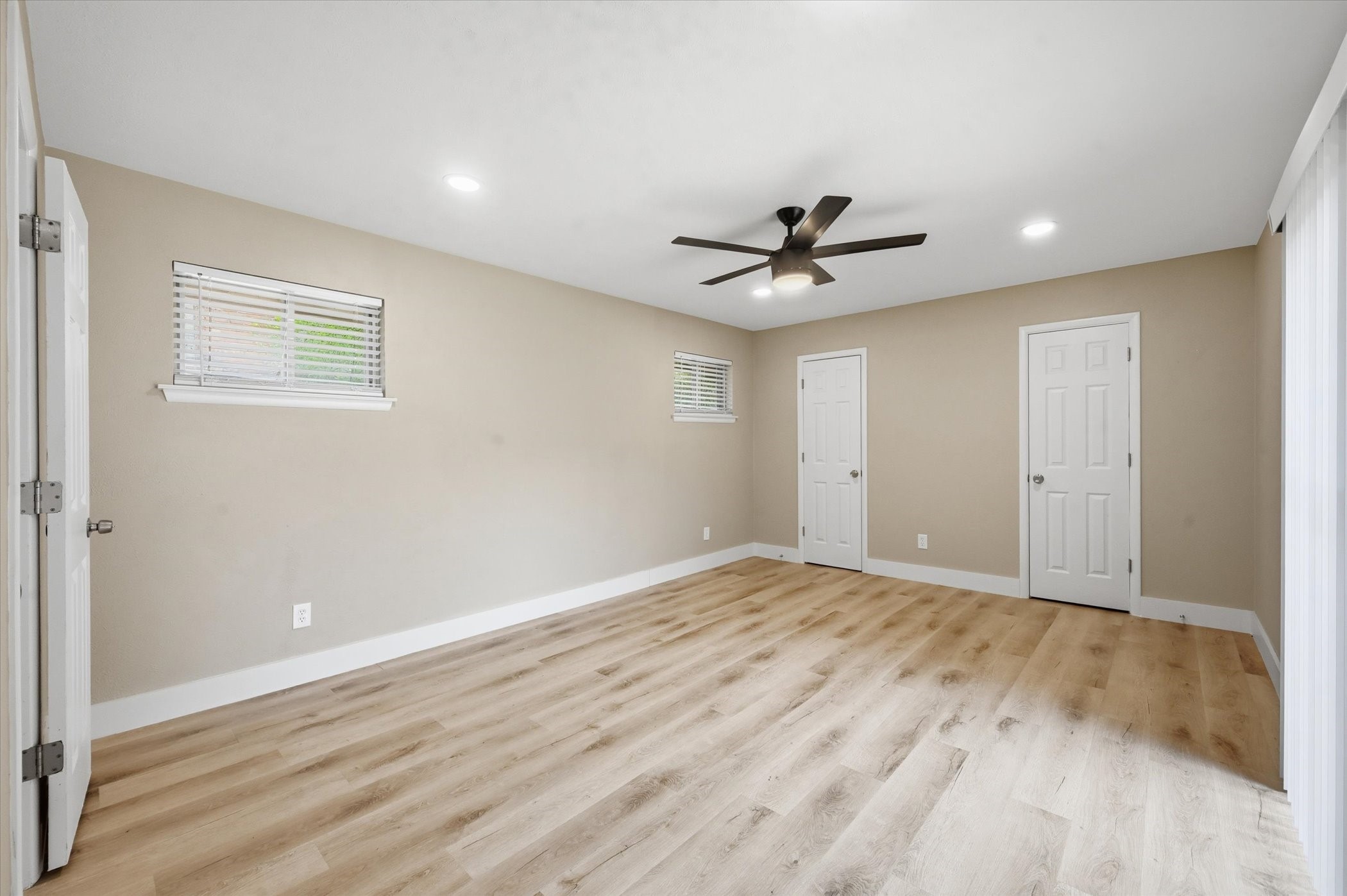 1200 Woodridge Circle Euless TX 76040