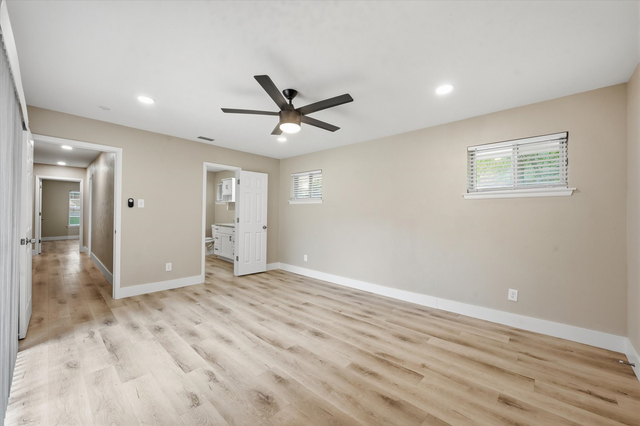 1200 Woodridge Circle Euless TX 76040